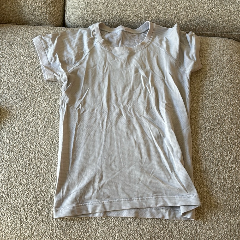 swiftly short sleeve